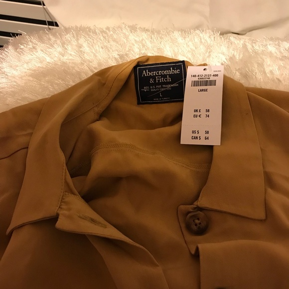 Abercombie & Fitch top size Large - Picture 2 of 3